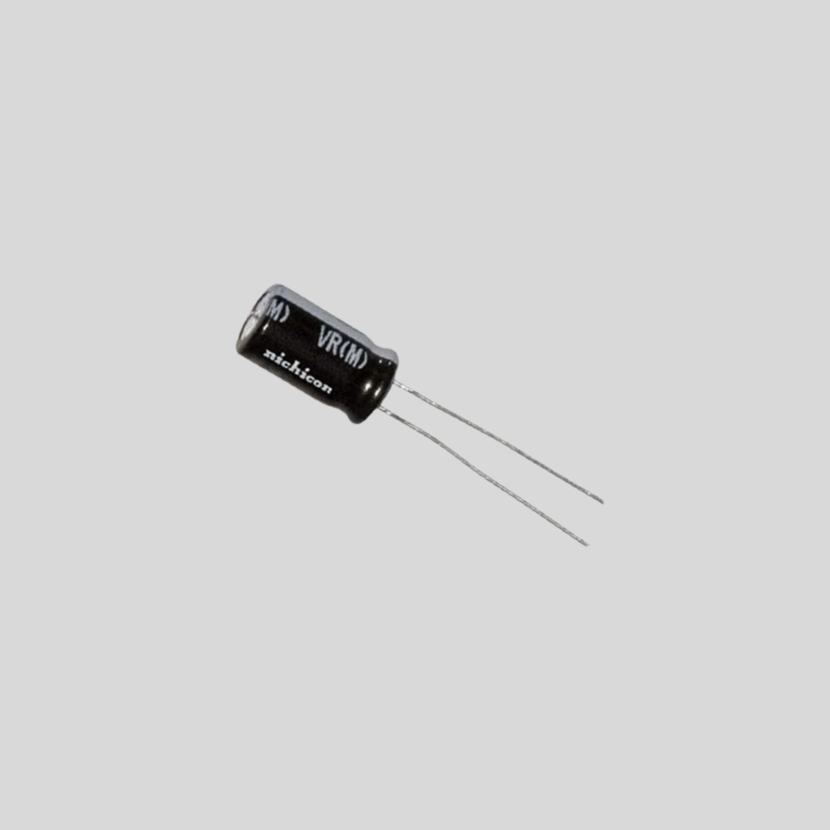 D&R Spare Part – Electrolytic Capacitor 100µF 25V Leaded (10400292) - Dnrwebshop.com