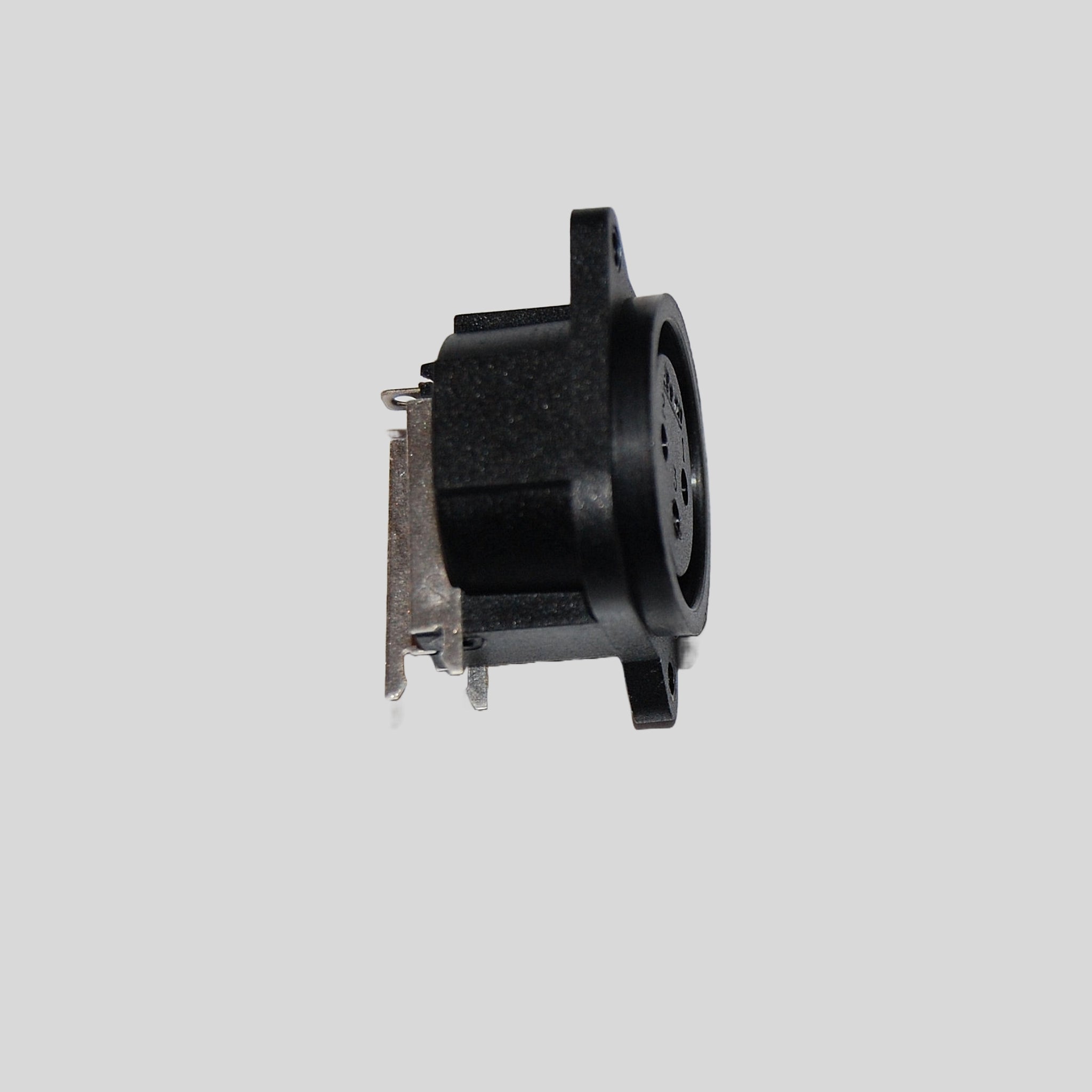XLR chas 3p female X907-02